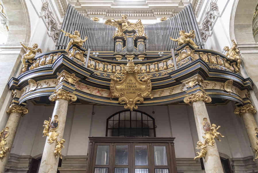 Polonia - Cracovia 128 - iglesia de los Santos Pedro y Pablo.jpg